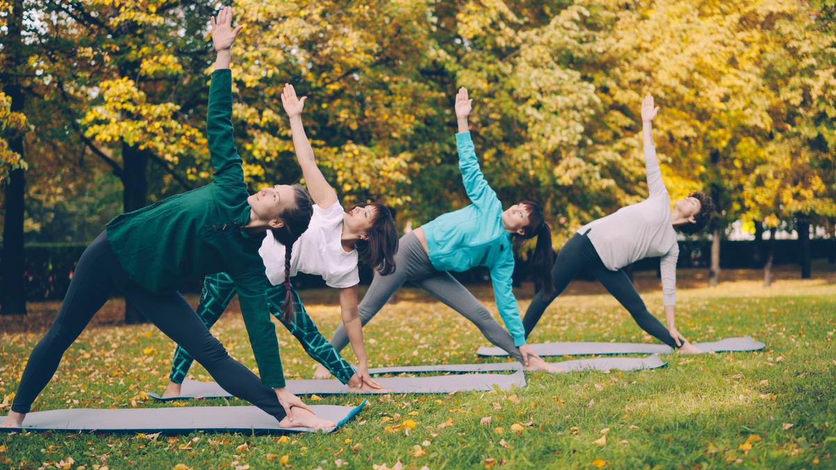 Infographic comparing benefits of pilates vs traditional cardio exercises